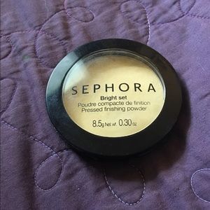 Sephora bright set banana powder